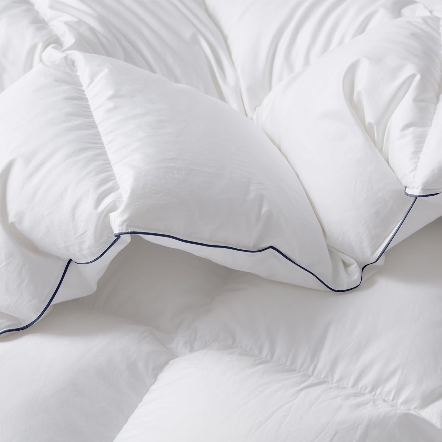 All Season Daunendecke 90% Daunen 10% Federn - downfocus